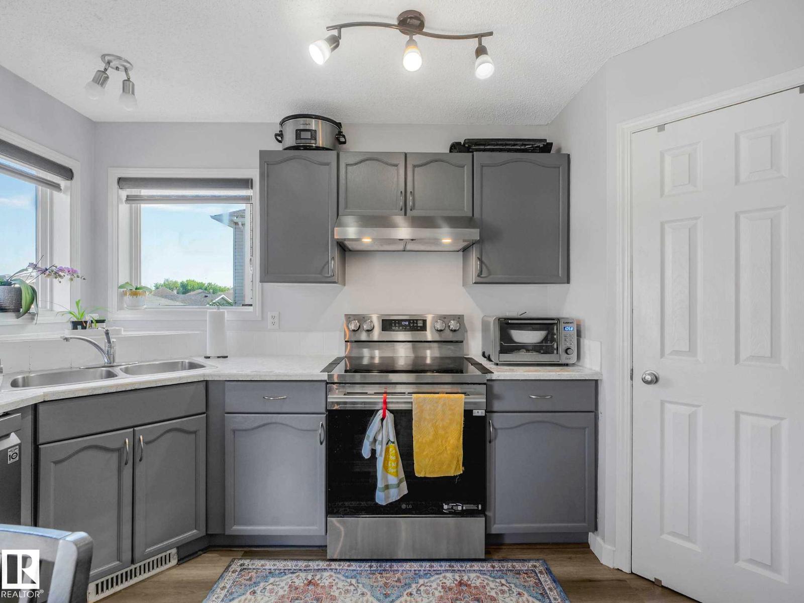 21360 89 AV NW - 15