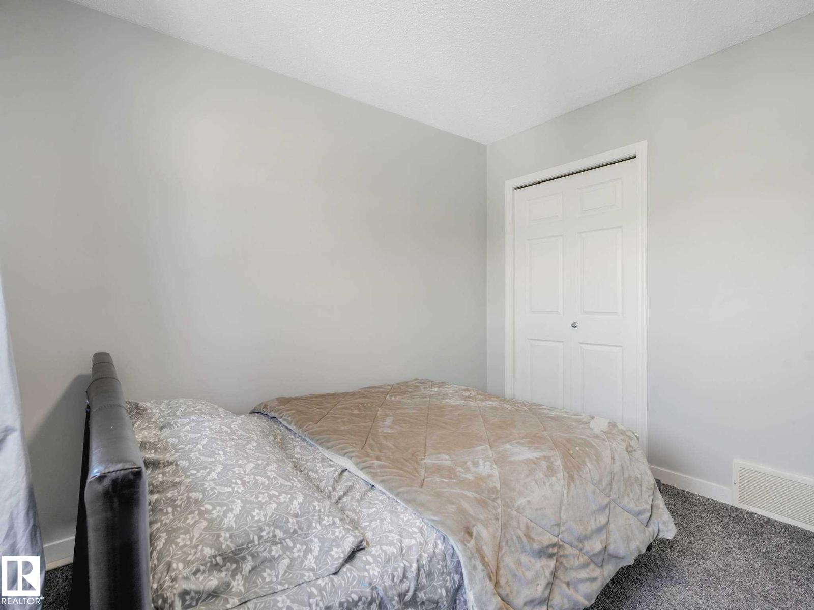 21360 89 AV NW - 25