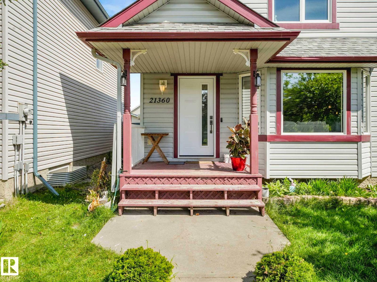21360 89 AV NW - 3