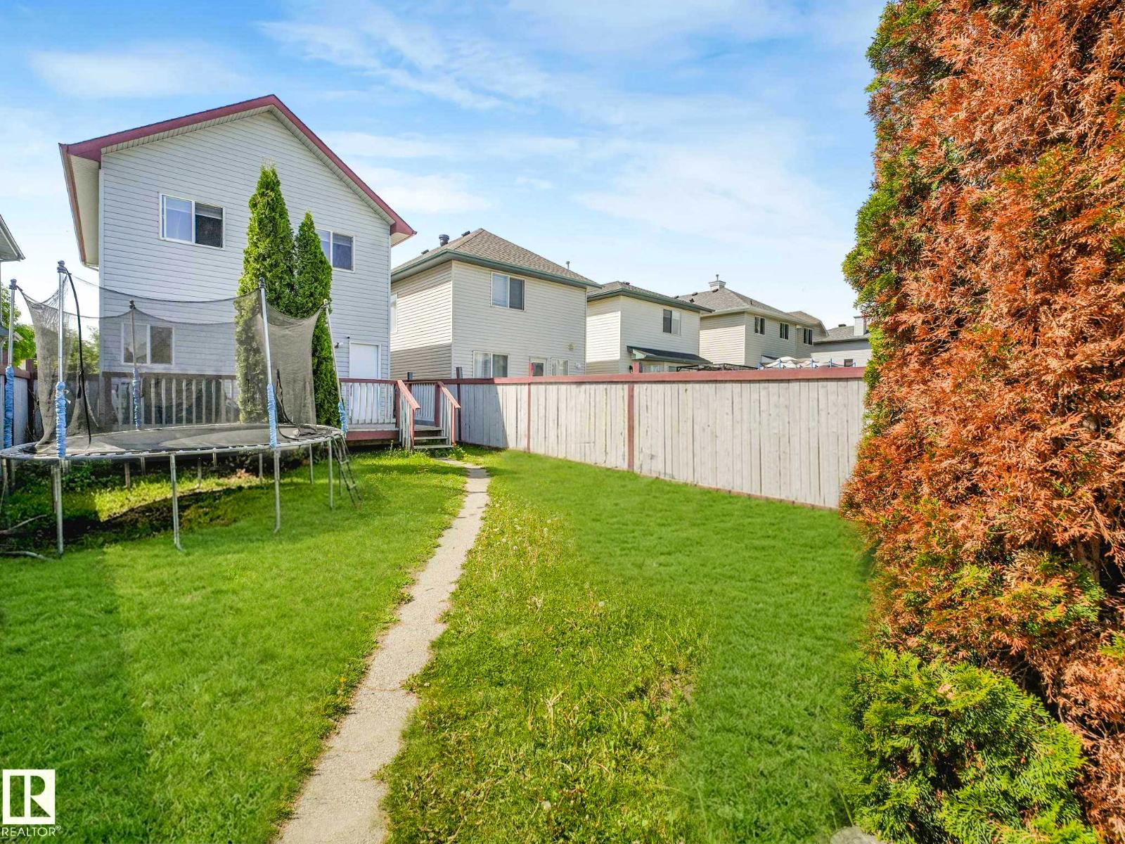 21360 89 AV NW - 49