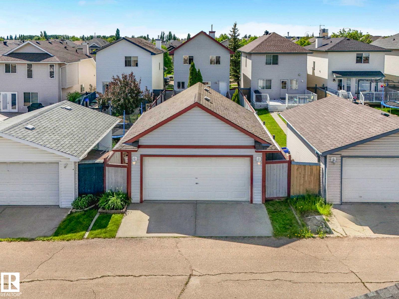 21360 89 AV NW - 53