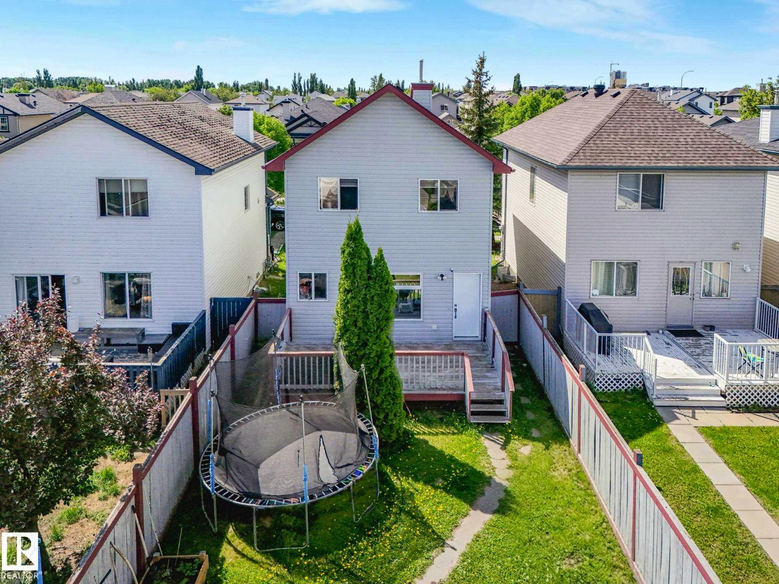 21360 89 AV NW - 54