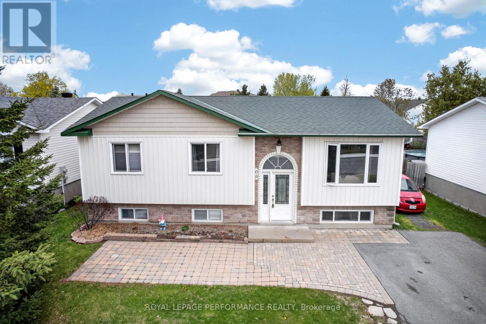 68 LAFLECHE BOULEVARD - 1