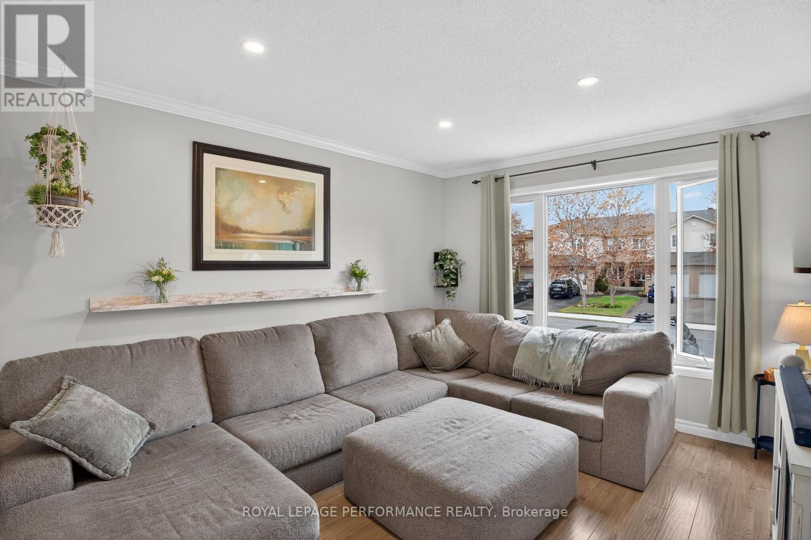 68 LAFLECHE BOULEVARD - 13