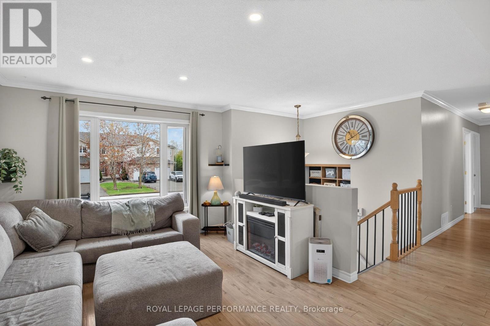 68 LAFLECHE BOULEVARD - 15
