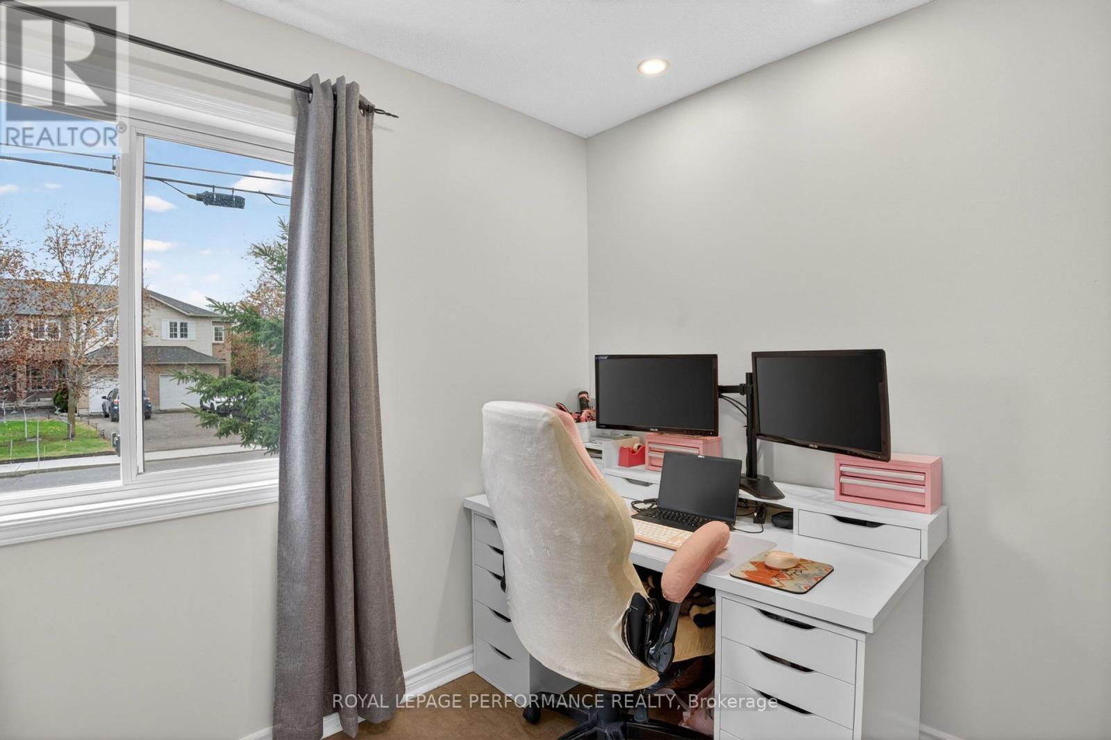 68 LAFLECHE BOULEVARD - 21