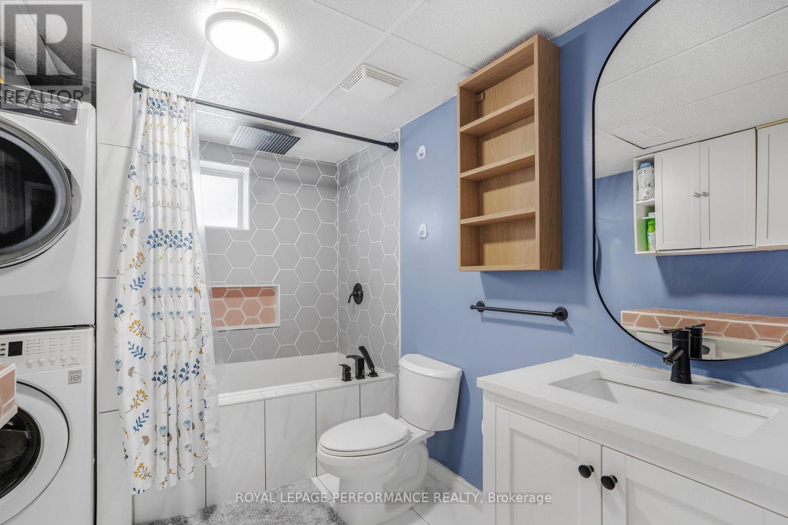 68 LAFLECHE BOULEVARD - 35