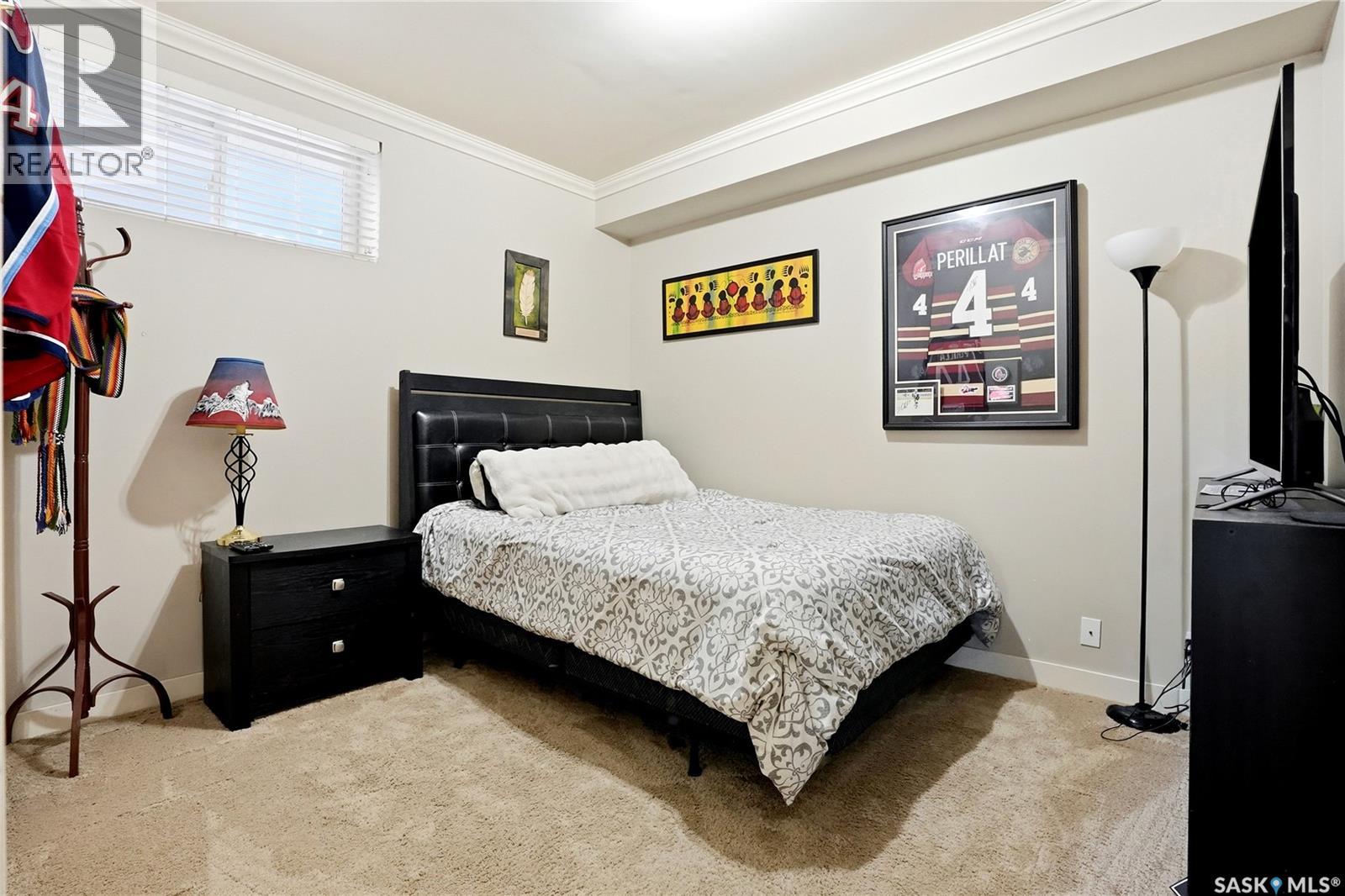 238 Greenfield CRESCENT — photo 44
