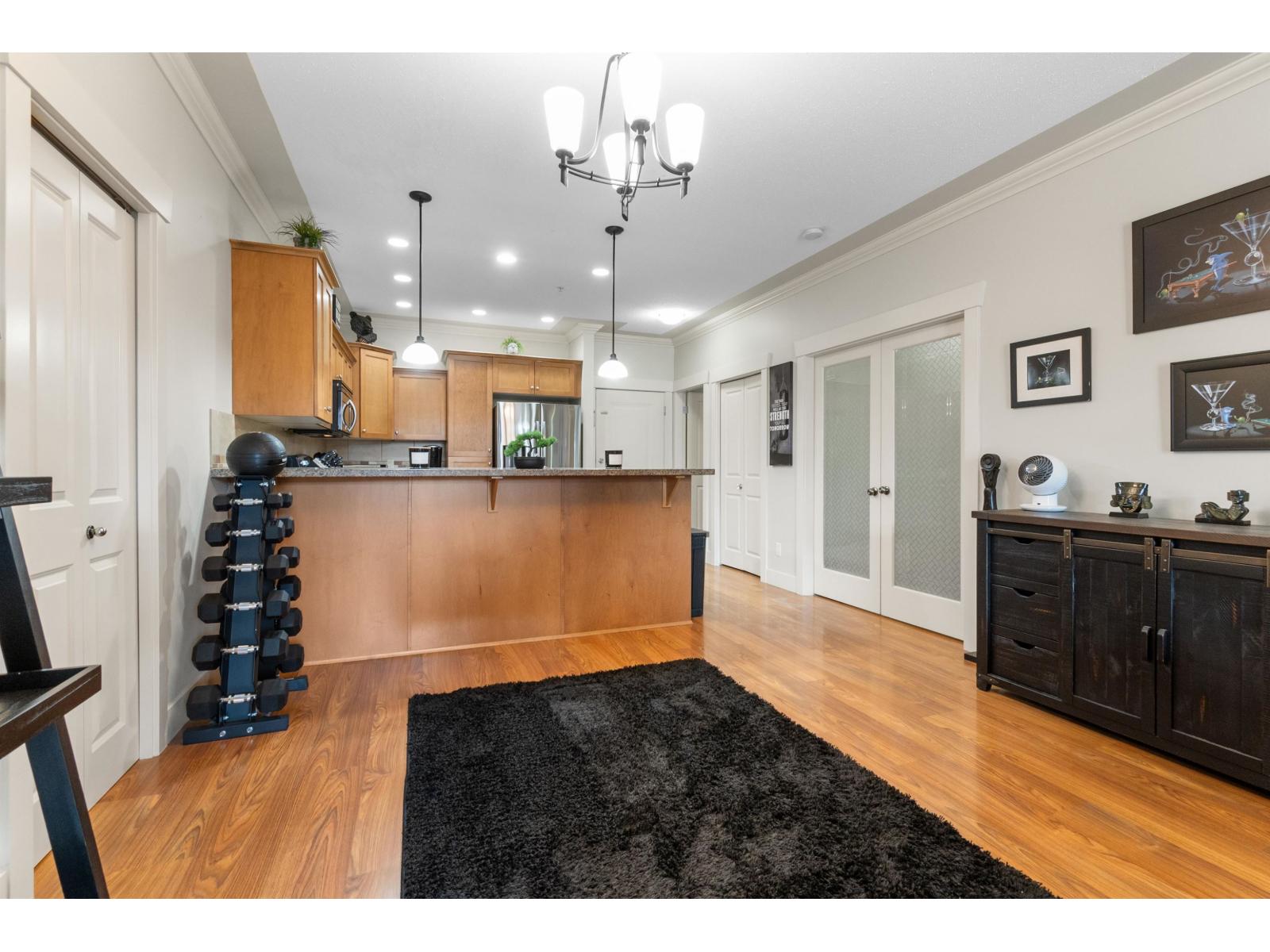 206 45615 BRETT AVENUE, Chilliwack Proper West, Chilliwack