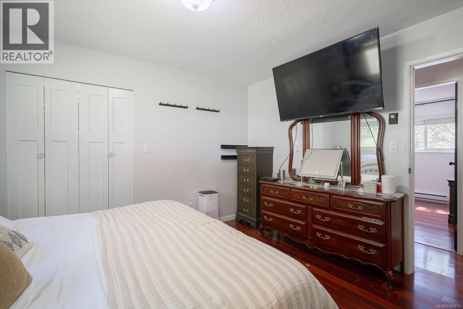 3716 Howden Dr - 15