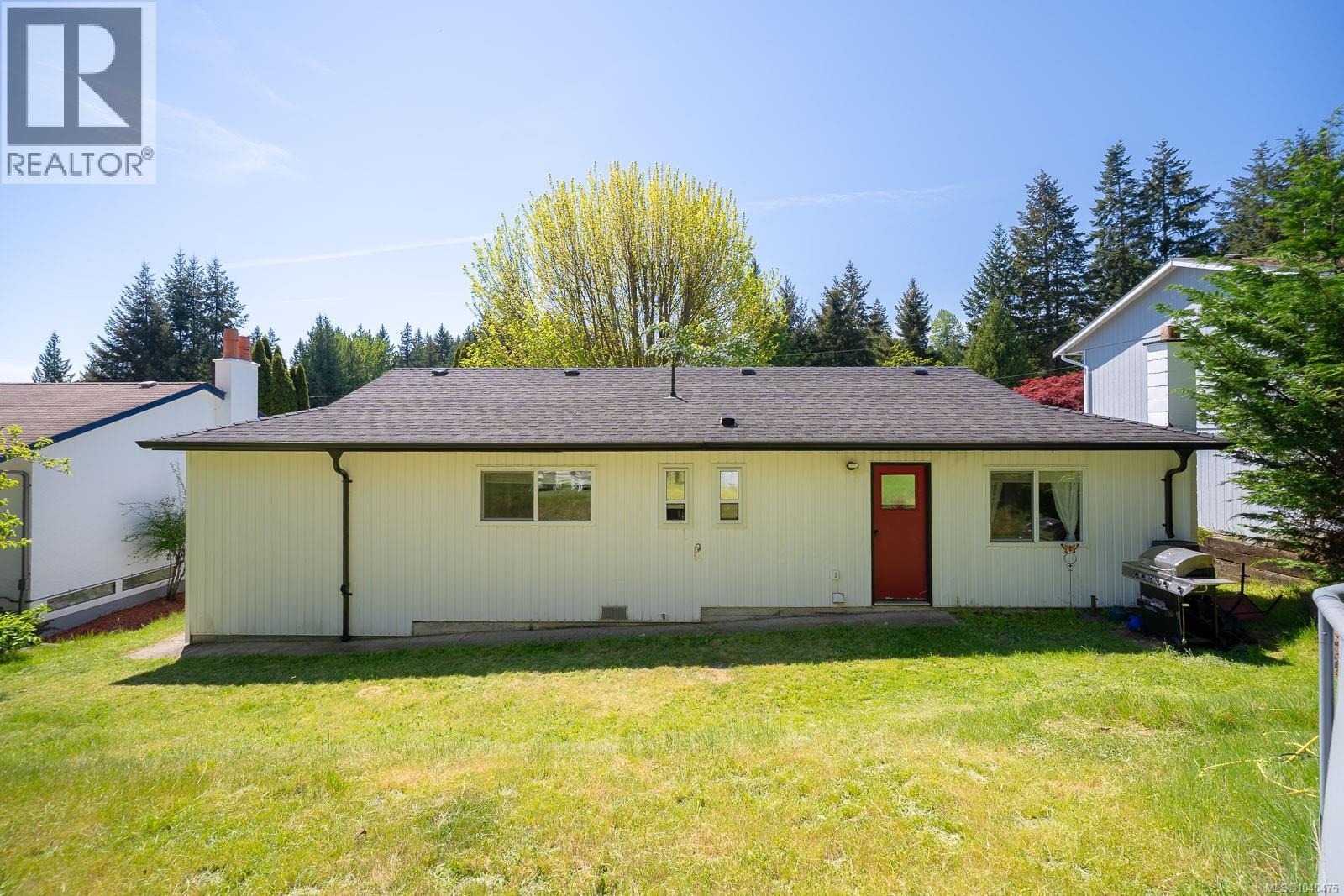 3716 Howden Dr - 22