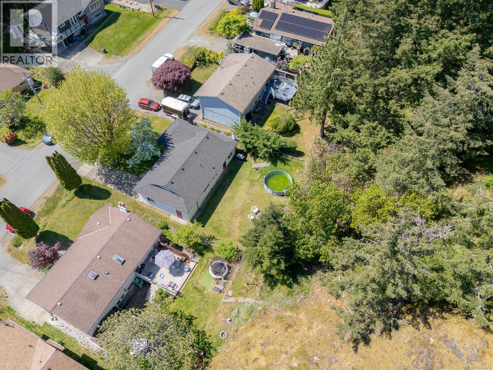 3716 Howden Dr - 30