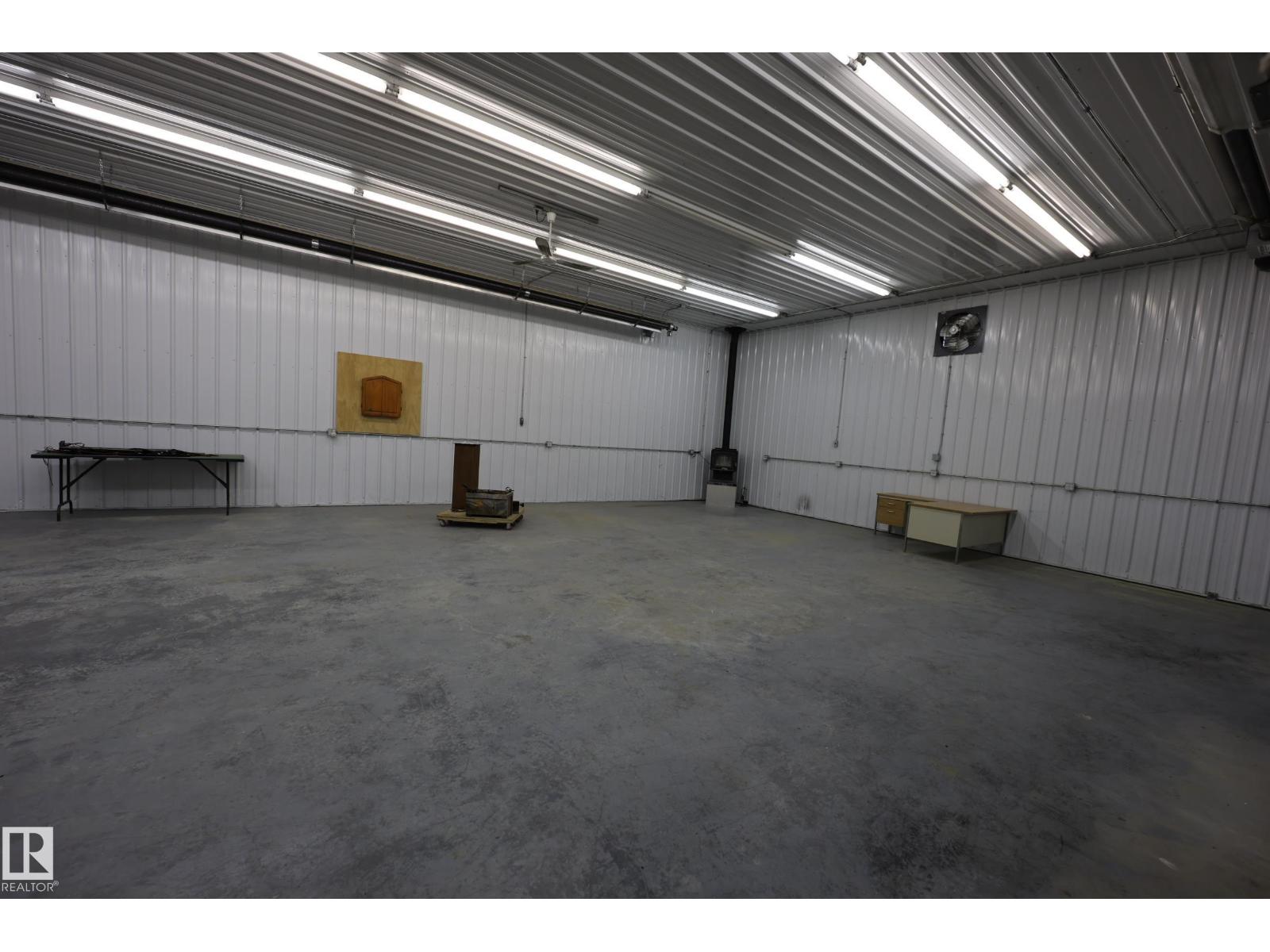274032 TWP ROAD 480 — photo 21