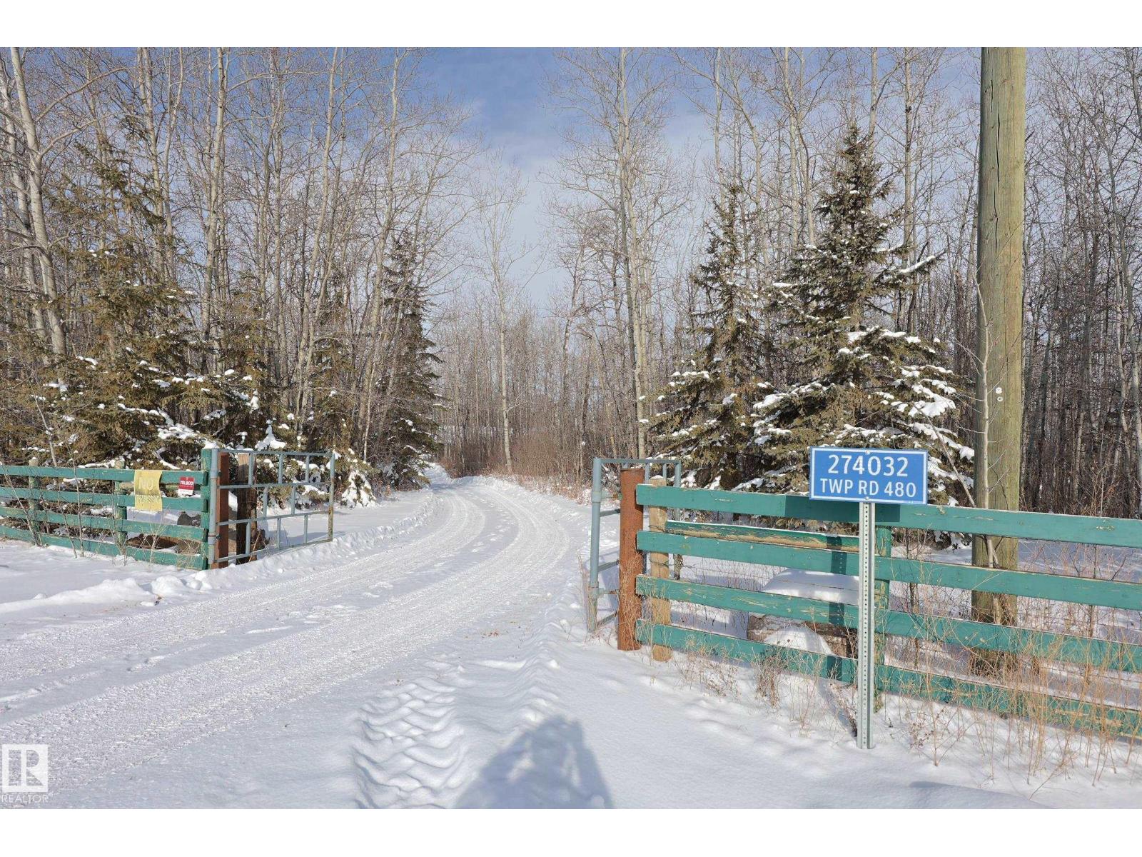 274032 TWP ROAD 480 — photo 9