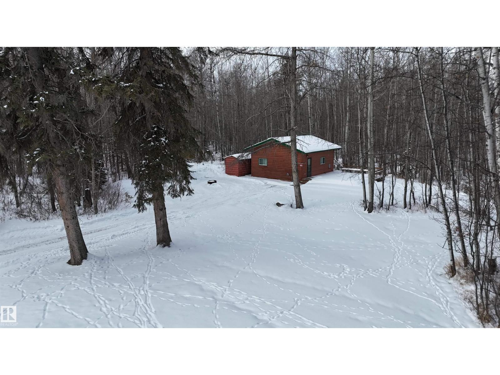 274032 TWP ROAD 480 — photo 37