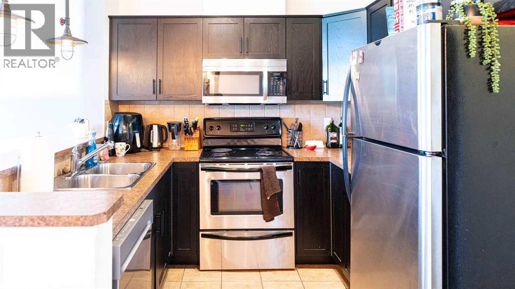 #1 169 Rockyledge View NW - 14
