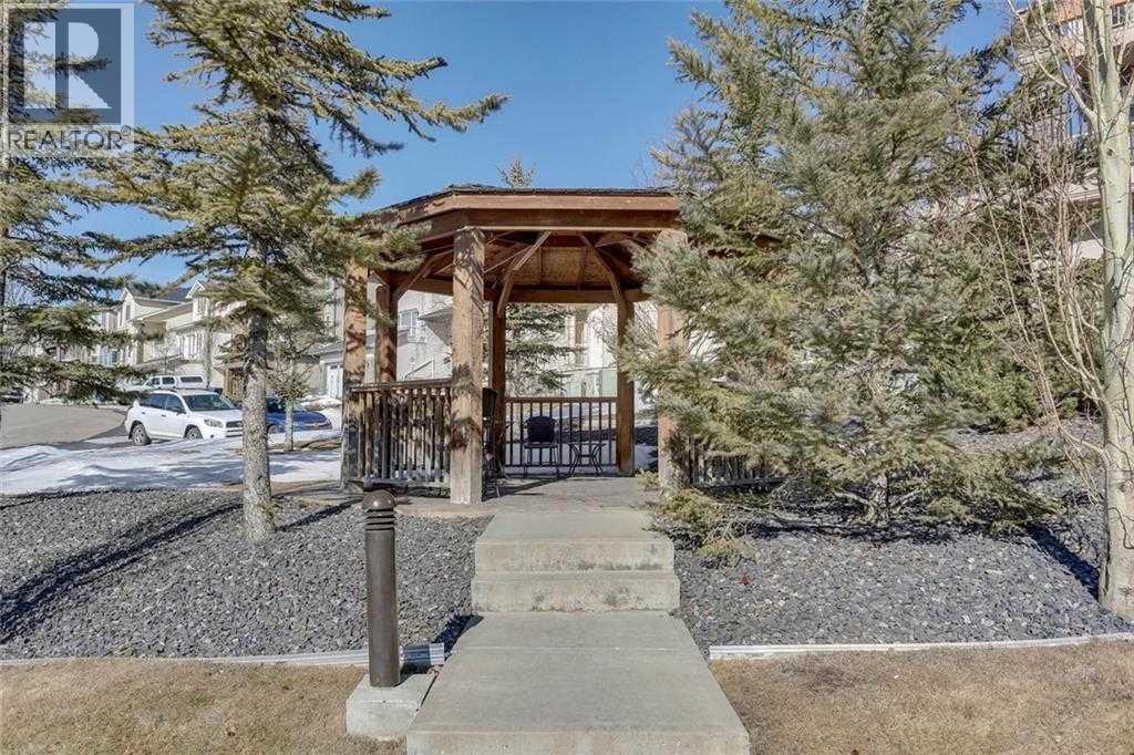 #1 169 Rockyledge View NW - 25