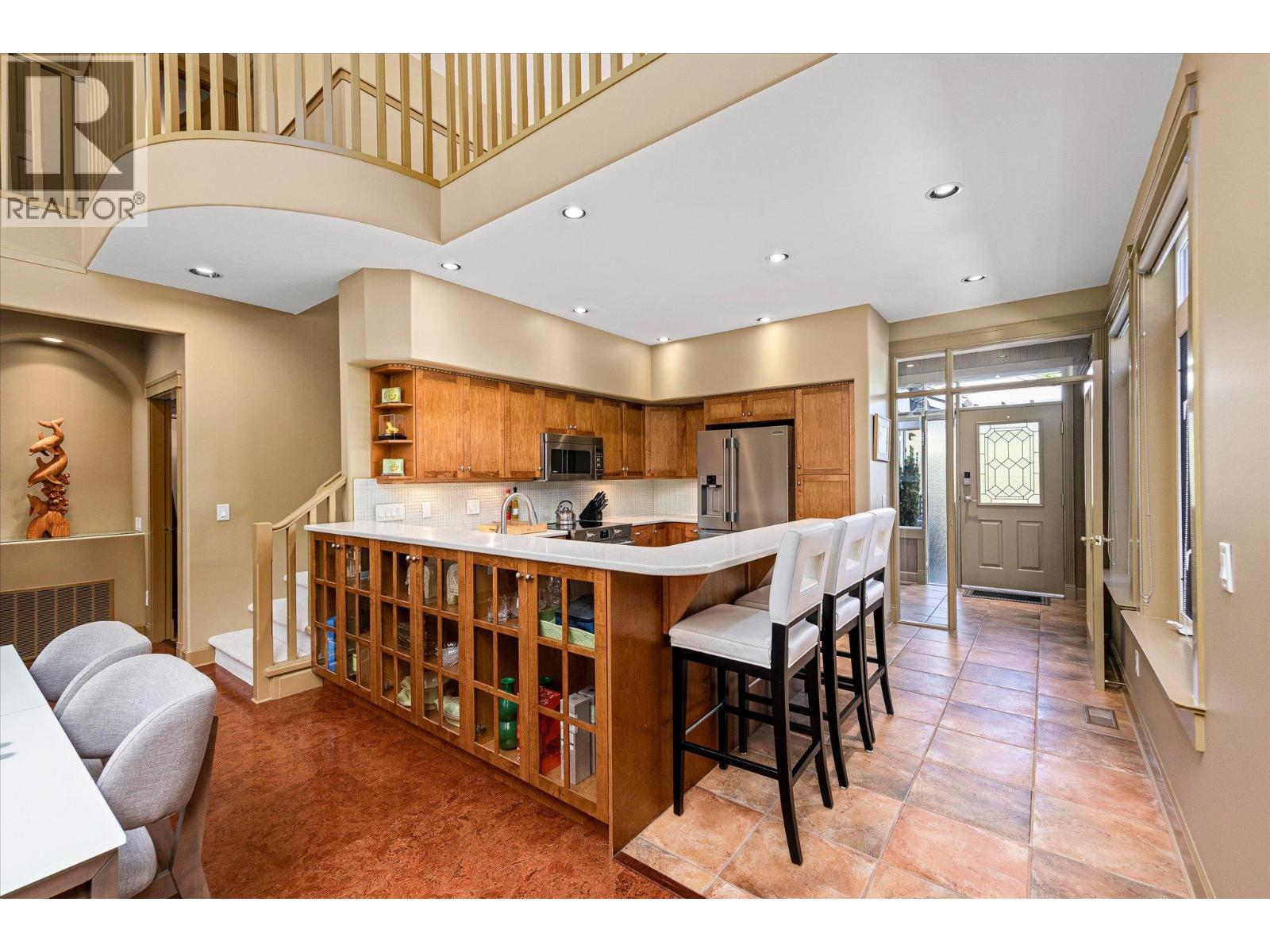 112 1986 Bowes Street, Kelowna