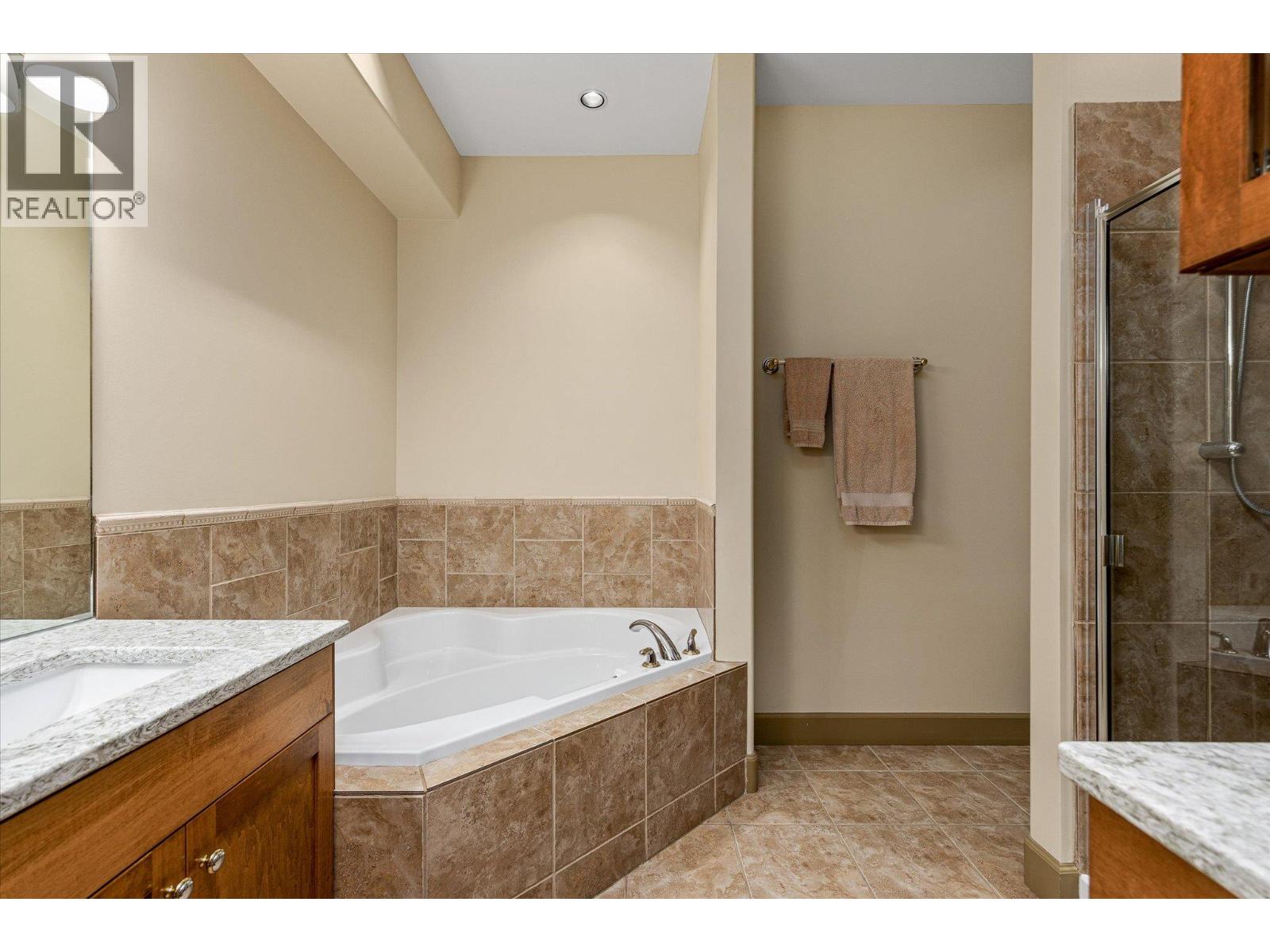 112 1986 Bowes Street, Kelowna
