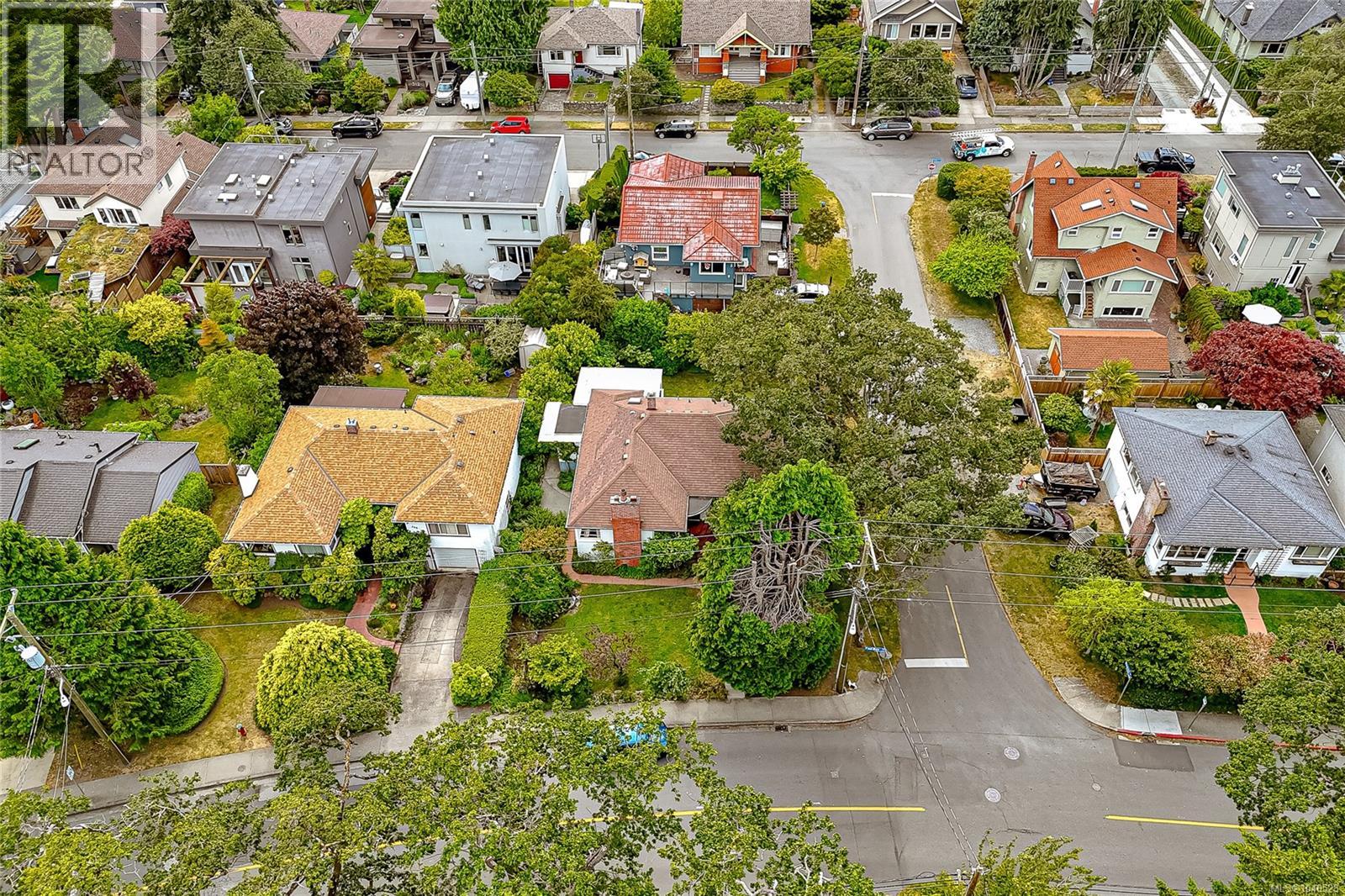  350 Foul Bay Road, Victoria