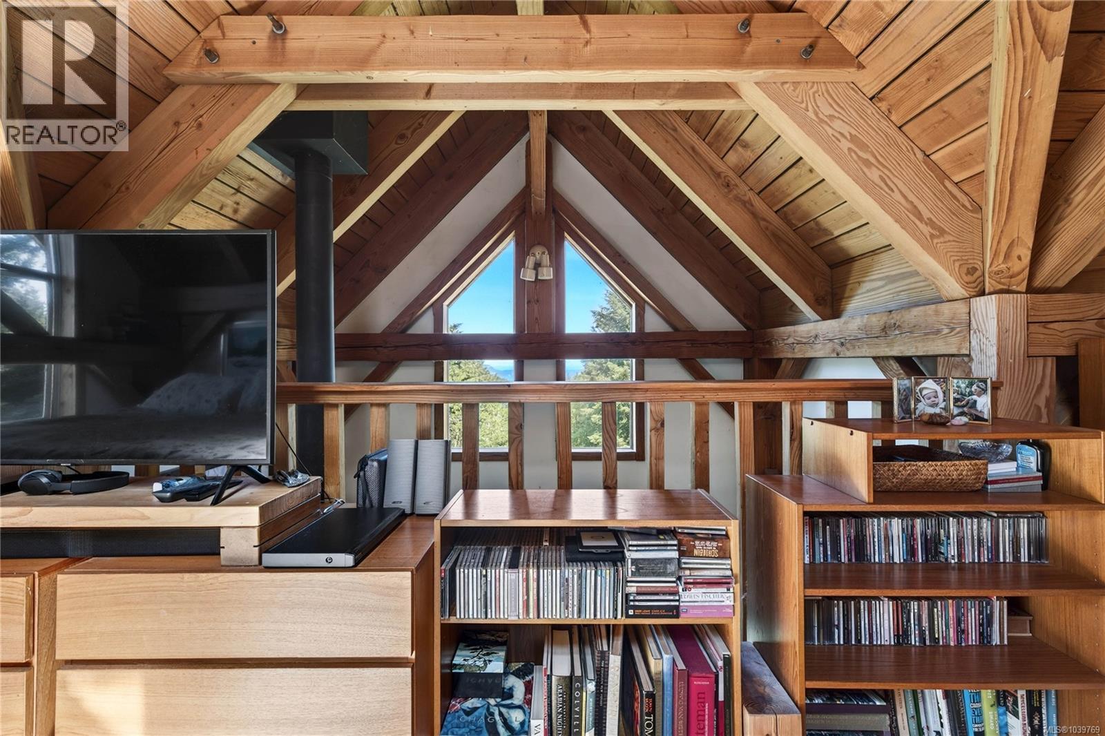  220 Wright Road, Salt Spring
