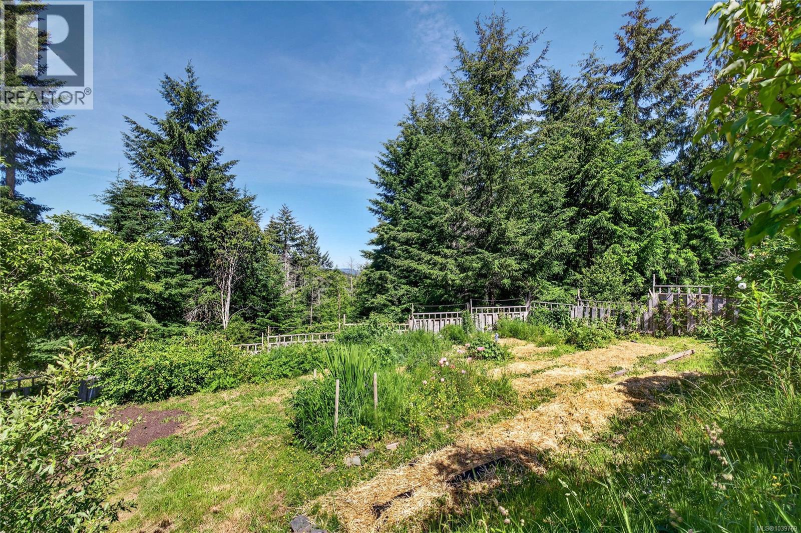  220 Wright Road, Salt Spring