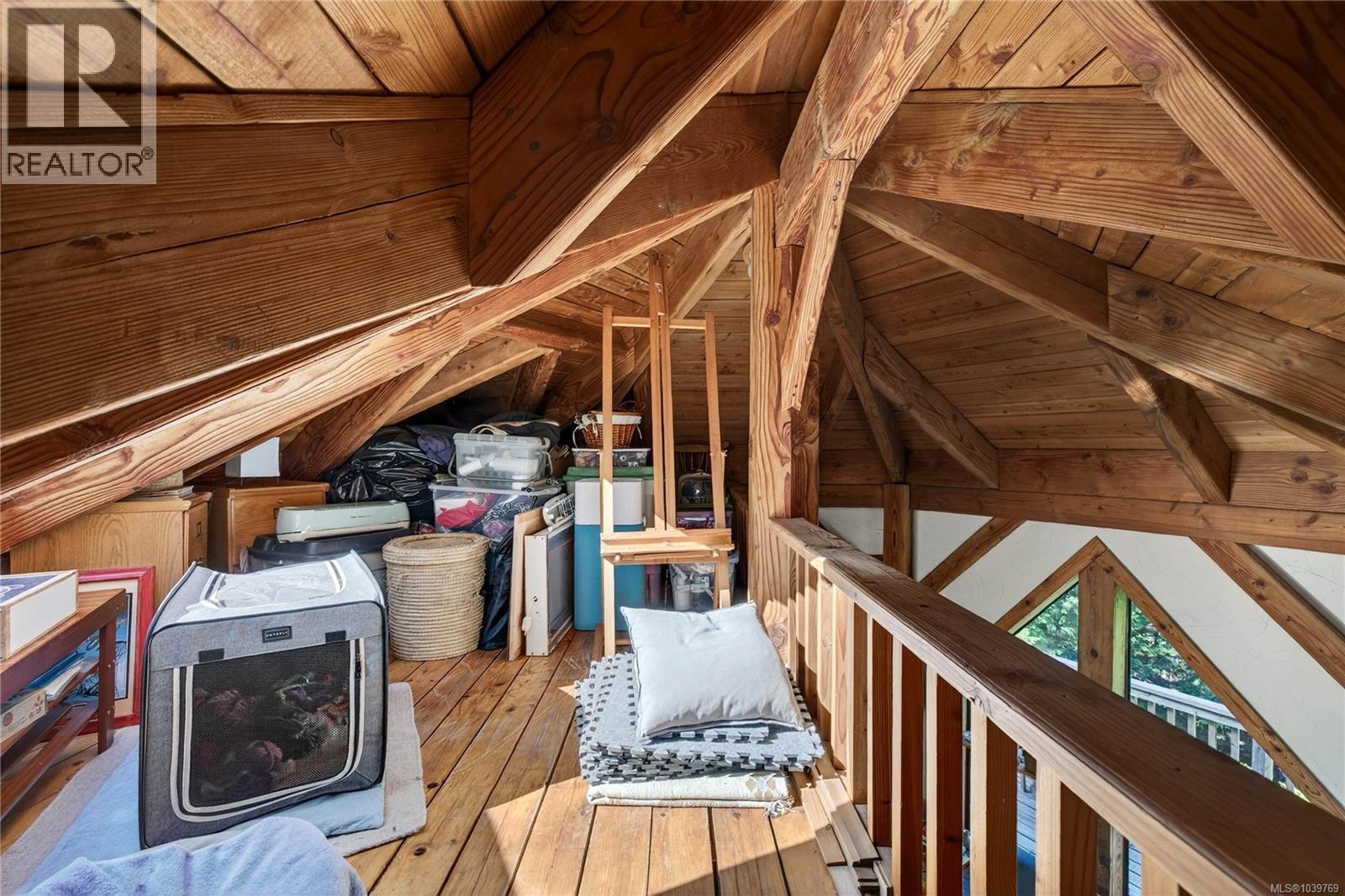  220 Wright Road, Salt Spring