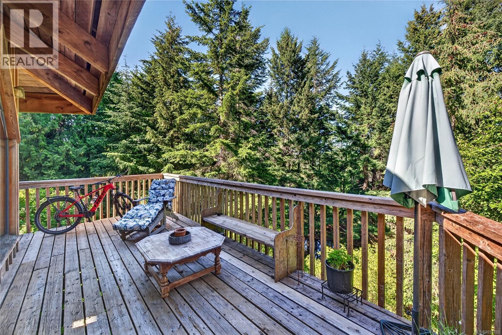  220 Wright Road, Salt Spring