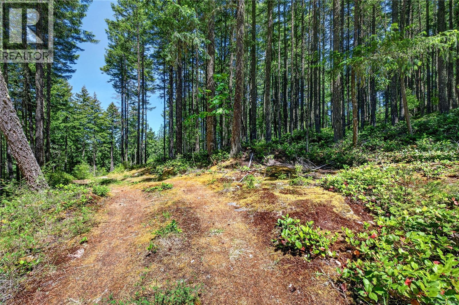 220 Wright Road, Salt Spring