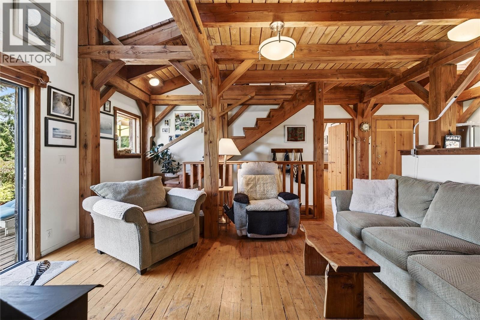  220 Wright Road, Salt Spring