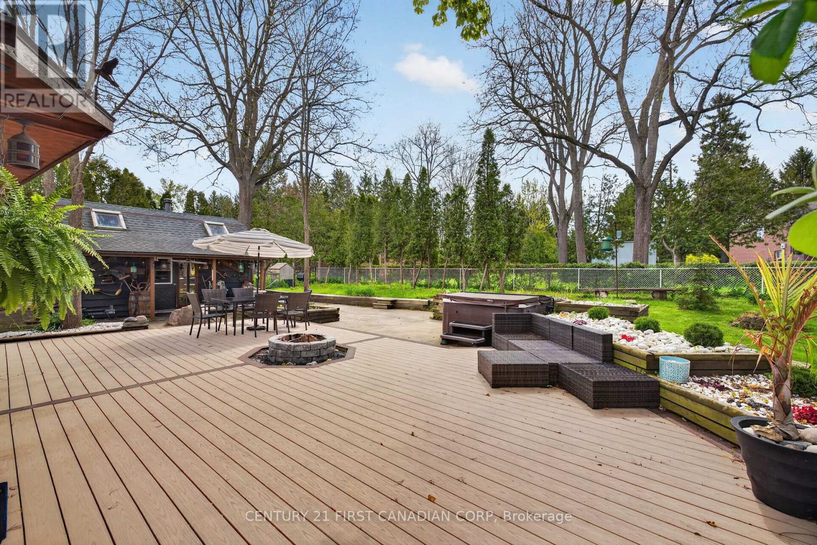 10383 ILDERTON ROAD - 30
