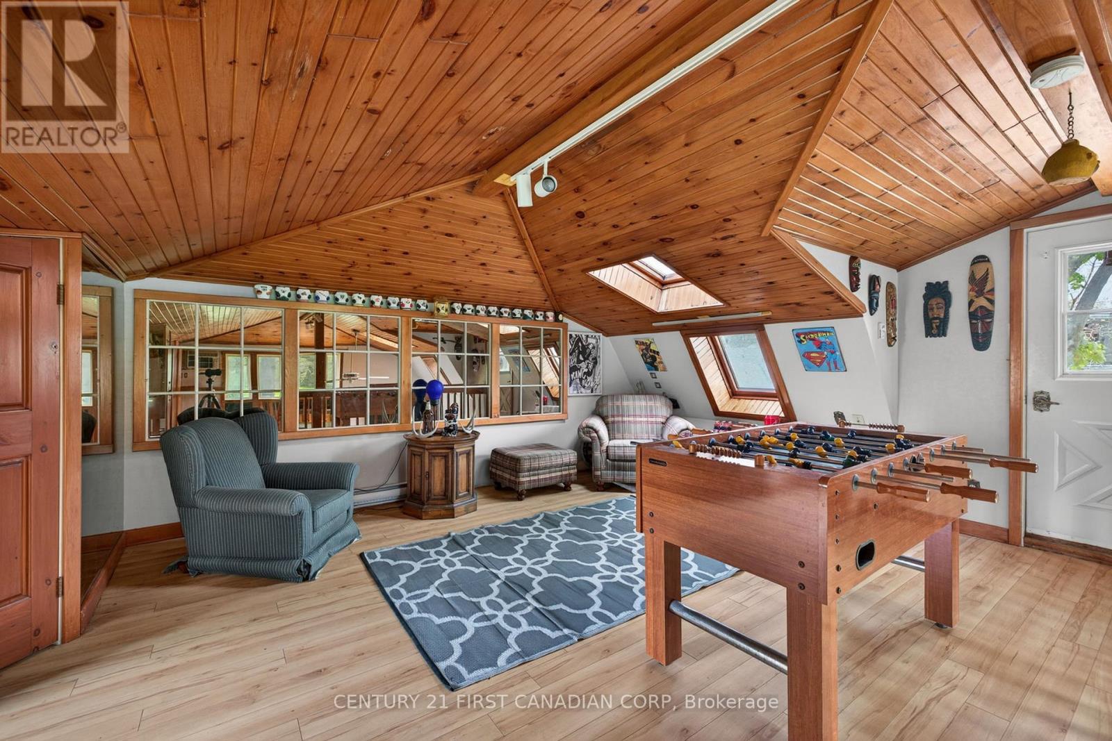 10383 ILDERTON ROAD - 39