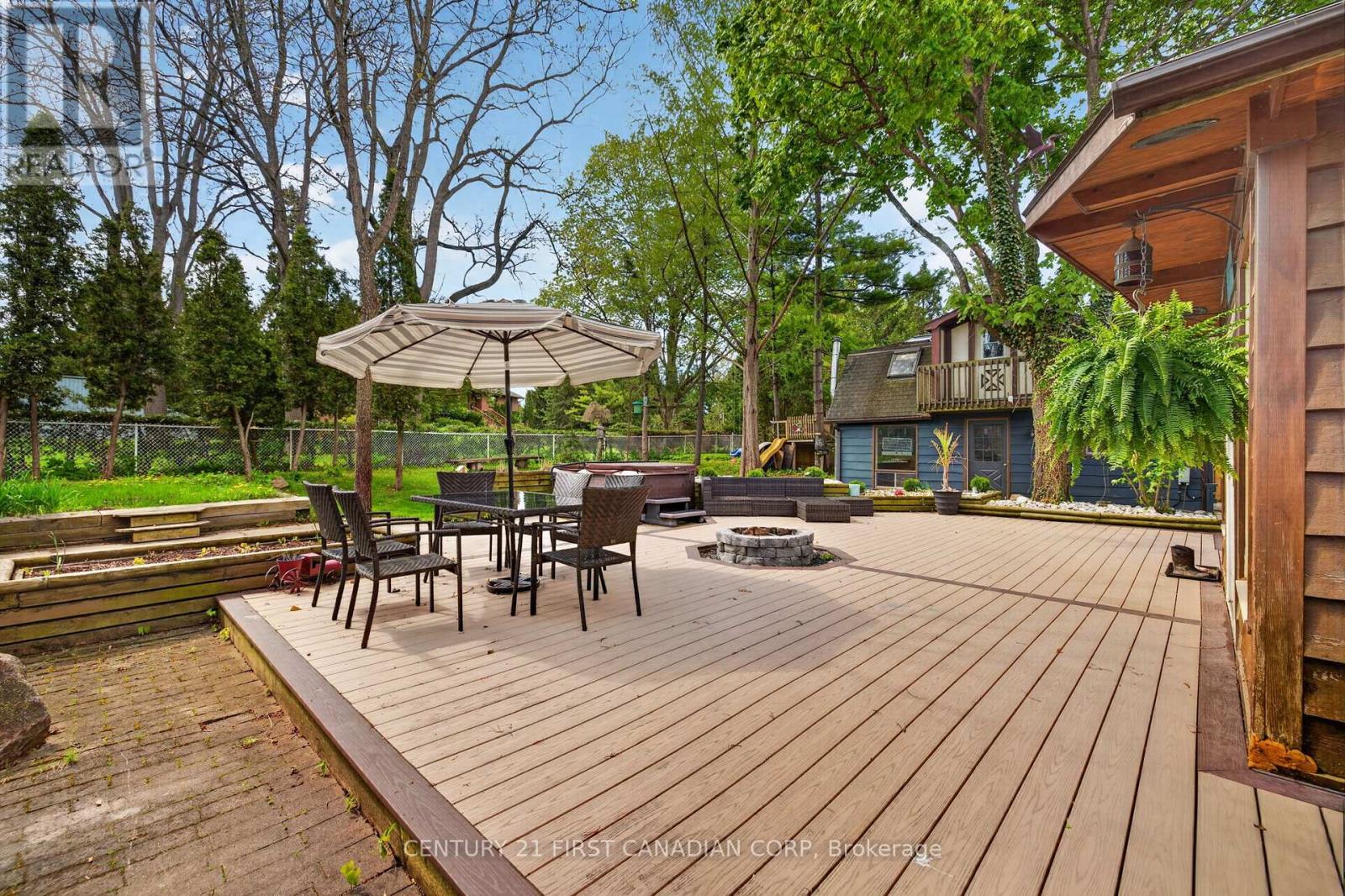 10383 ILDERTON ROAD - 41