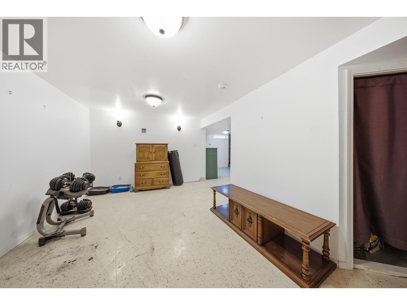 9708 105 AVENUE - 19
