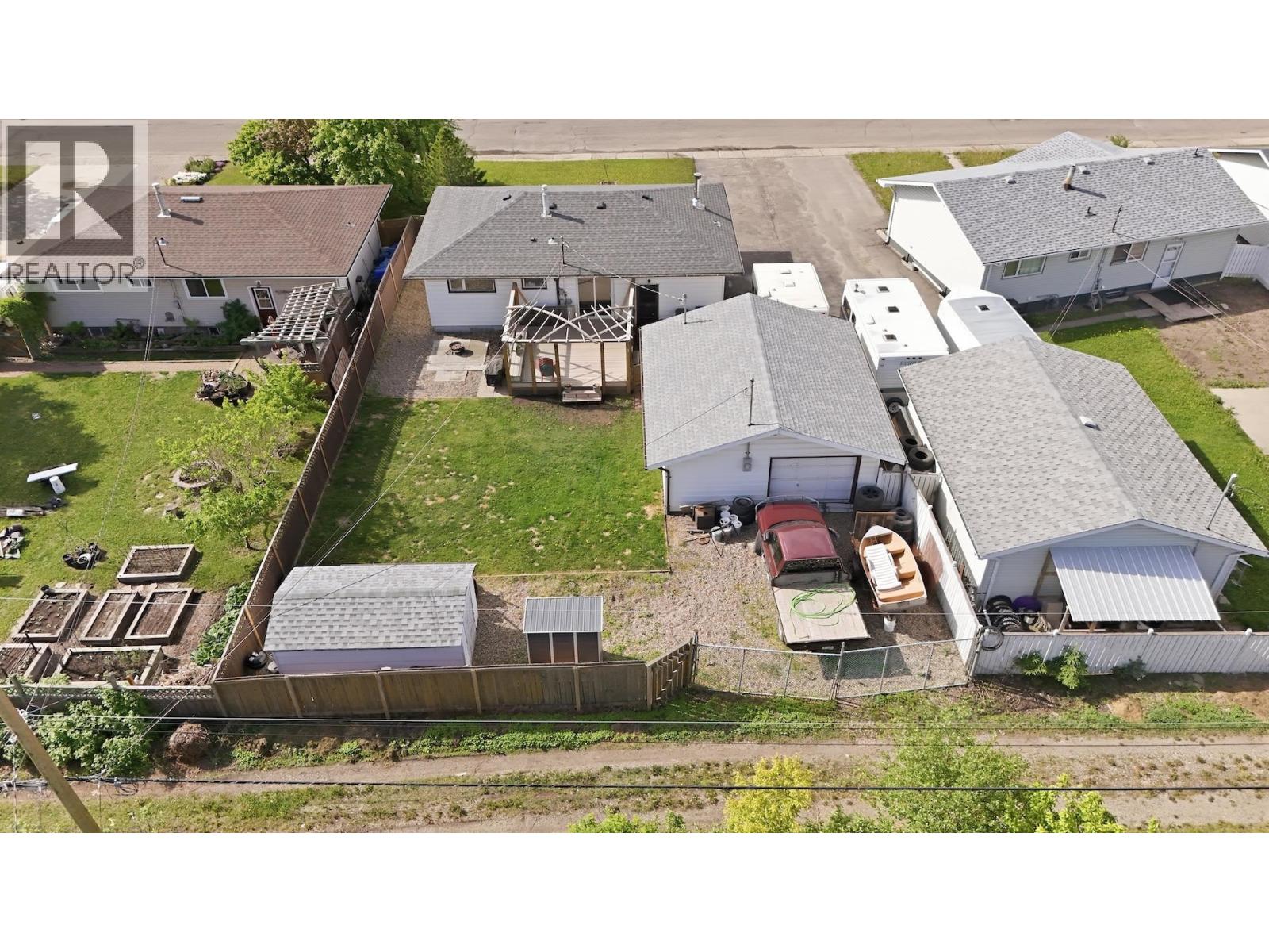 9708 105 AVENUE - 25