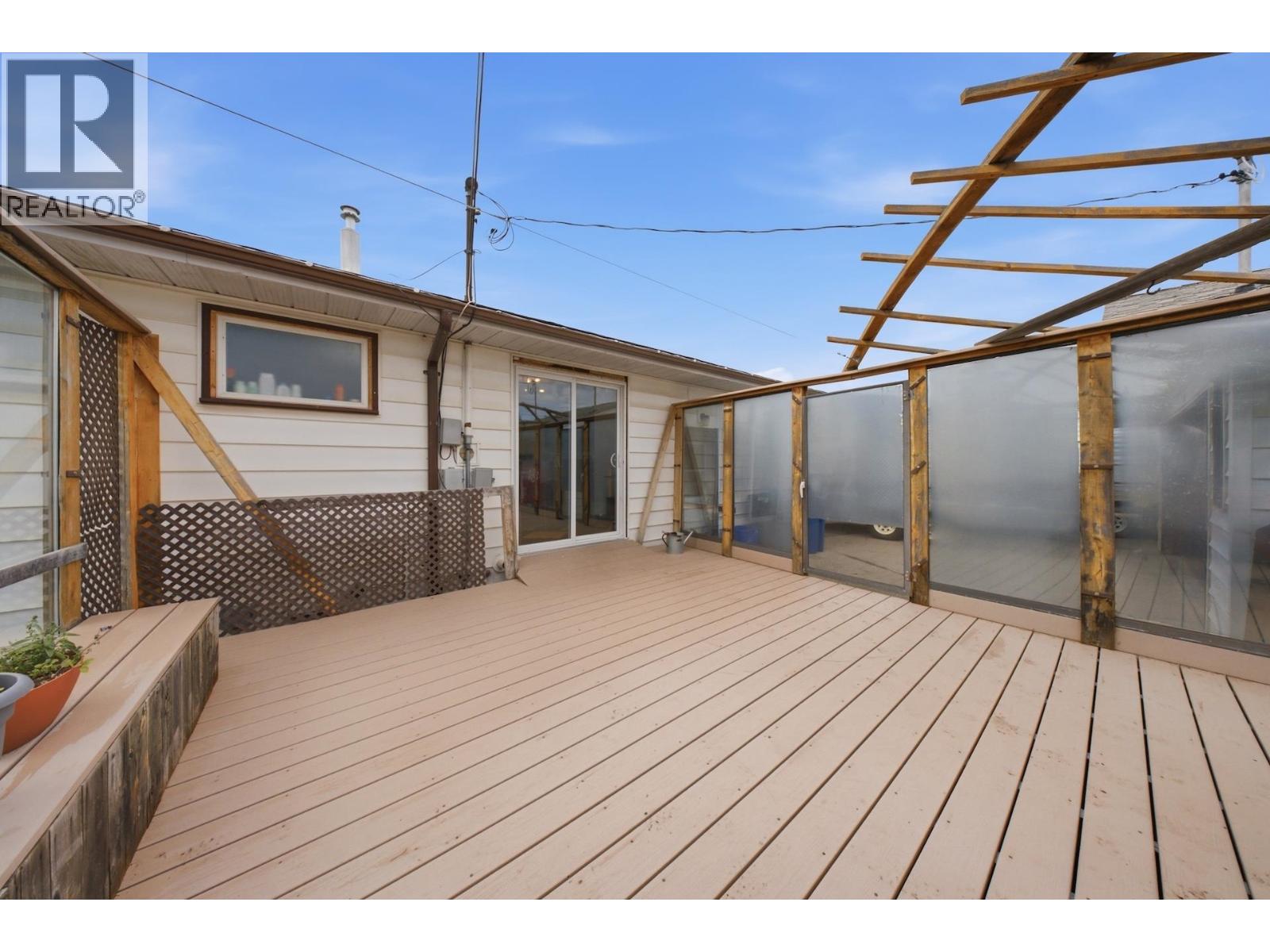 9708 105 AVENUE - 22