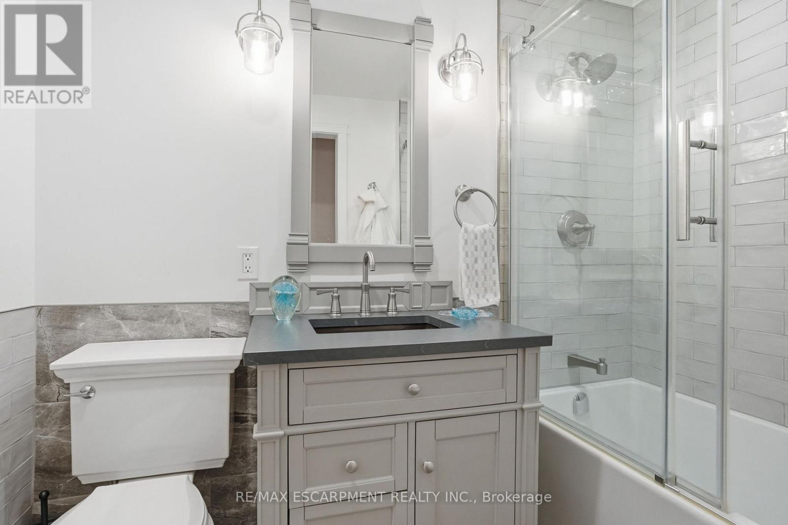 1321 FAIRWAY COURT - 25