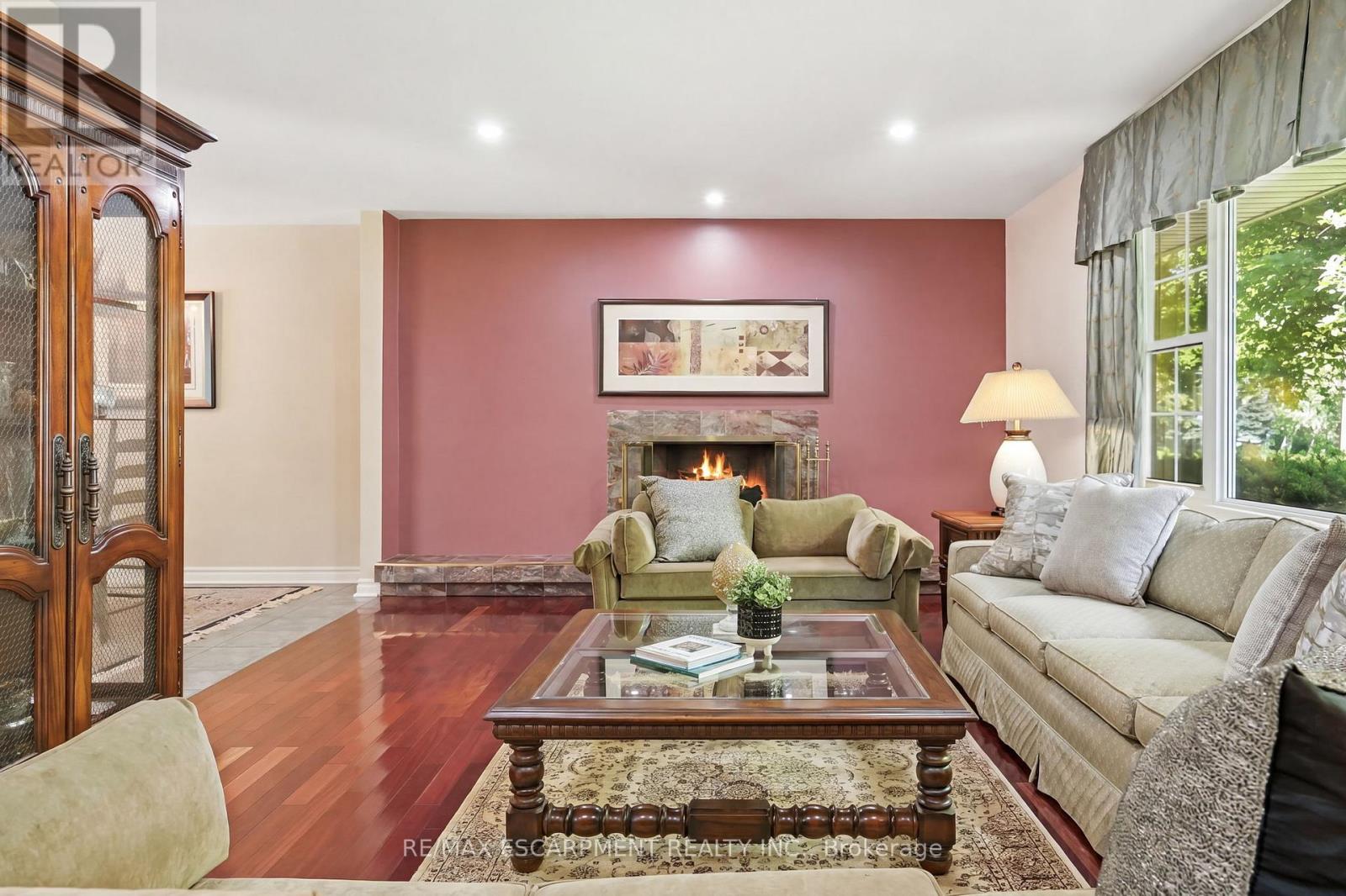 1321 FAIRWAY COURT - 6