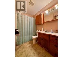 Office - 4713 43 Street, Mayerthorpe, AB T0E1N0 Photo 11