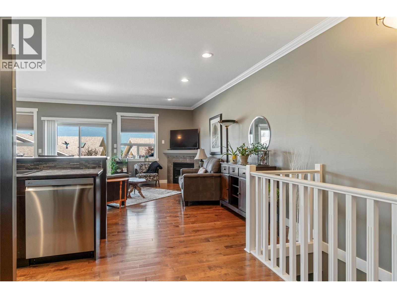 24 2751 15 Avenue Northeast, Salmon Arm