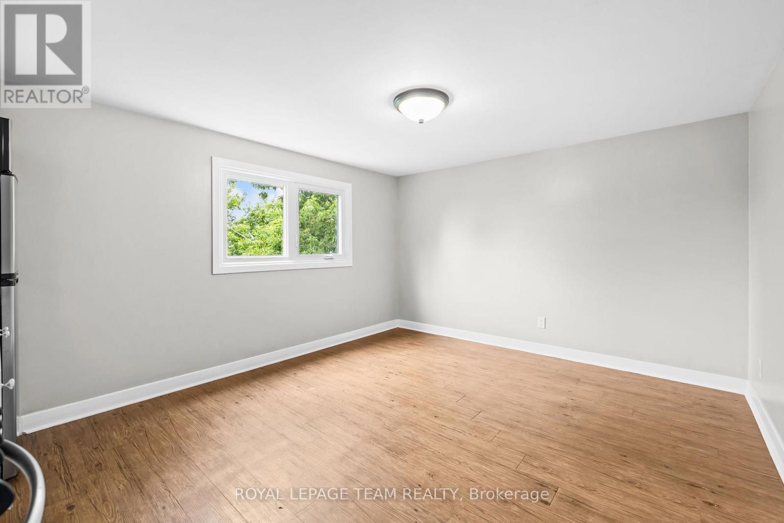1 Bed, 1 Bath House for Rent in Ottawa – UPPER UNIT – 5432 OLD RICHMOND ROAD, Ottawa – MLS# X13453364 - Image 10
