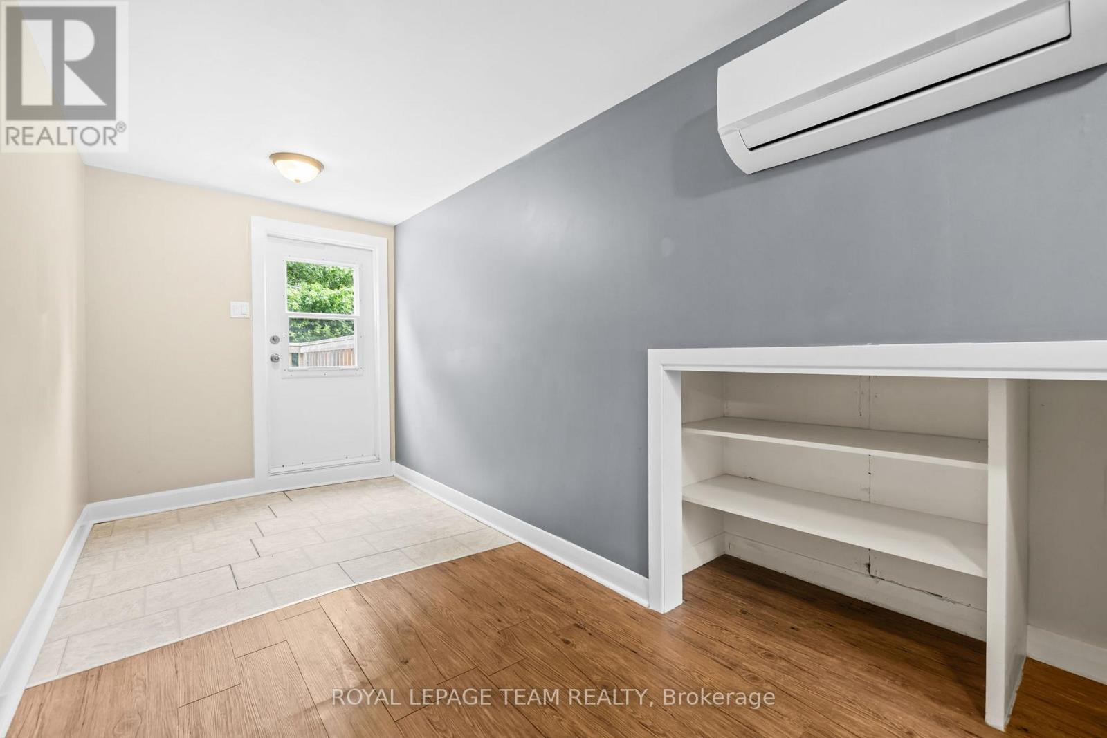 1 Bed, 1 Bath House for Rent in Ottawa – UPPER UNIT – 5432 OLD RICHMOND ROAD, Ottawa – MLS# X13453364 - Image 6