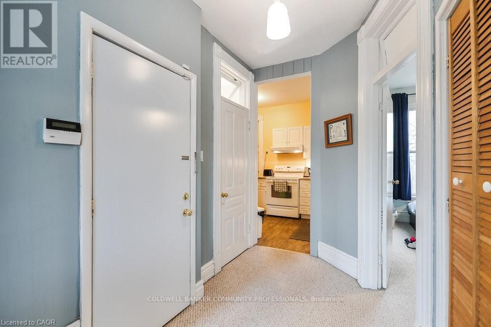 270 QUEEN STREET S - 28