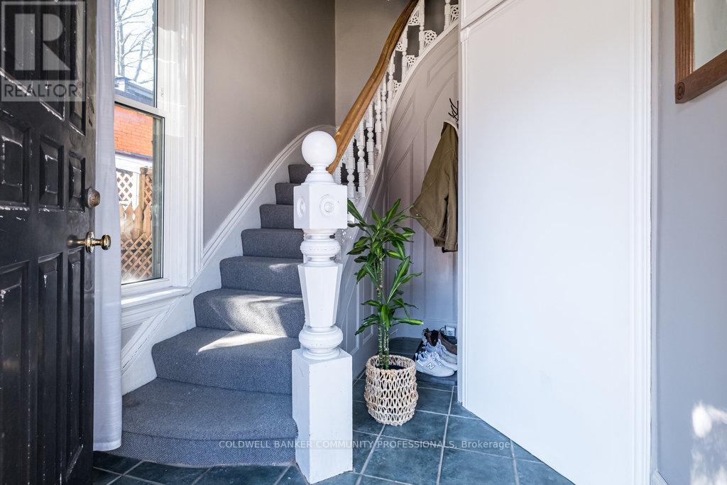 270 QUEEN STREET S - 3