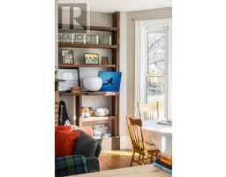 Living room - 270 Queen Street S, Hamilton, ON L8P3T3 Photo 10