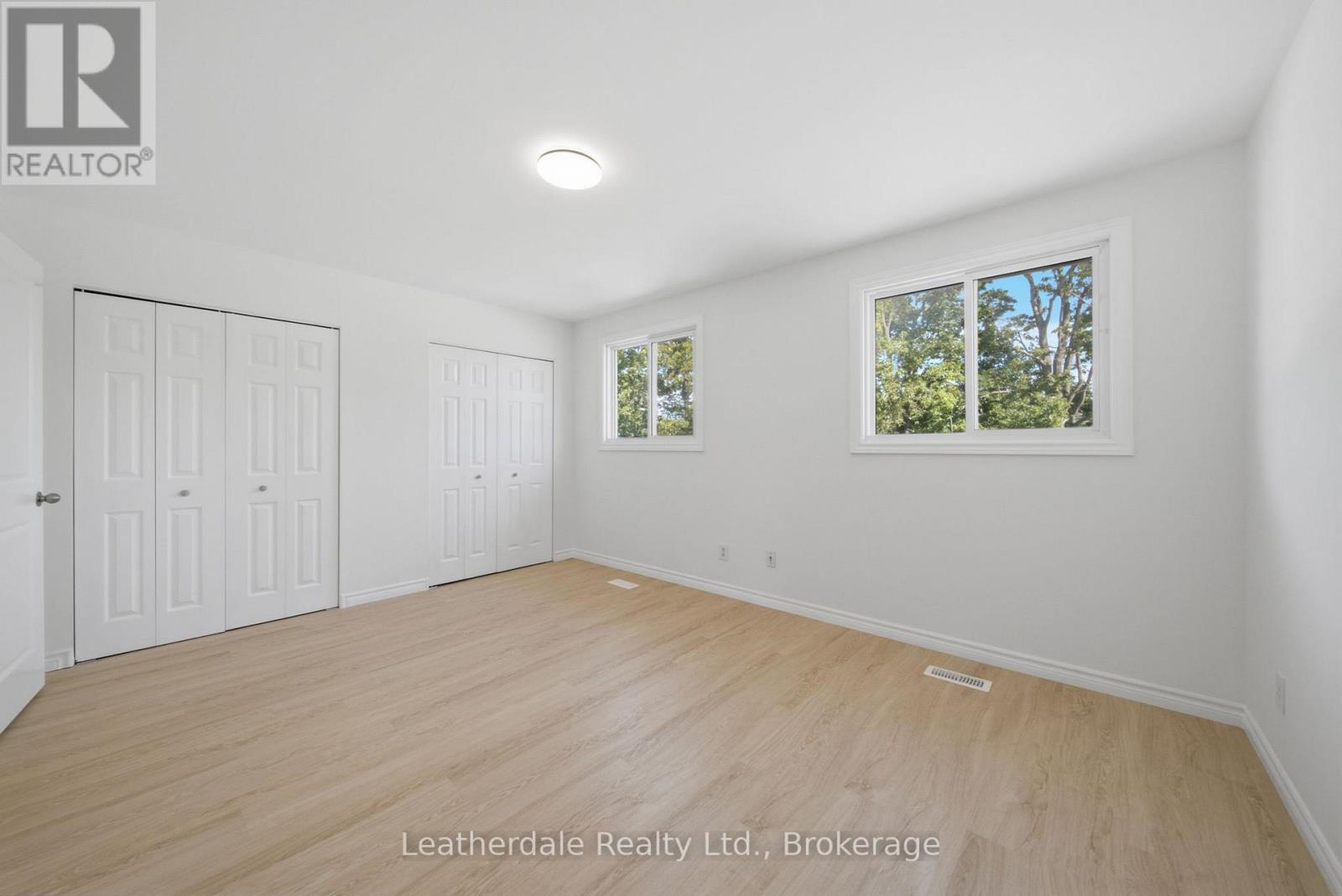 #21 325 WEST STREET N - 20