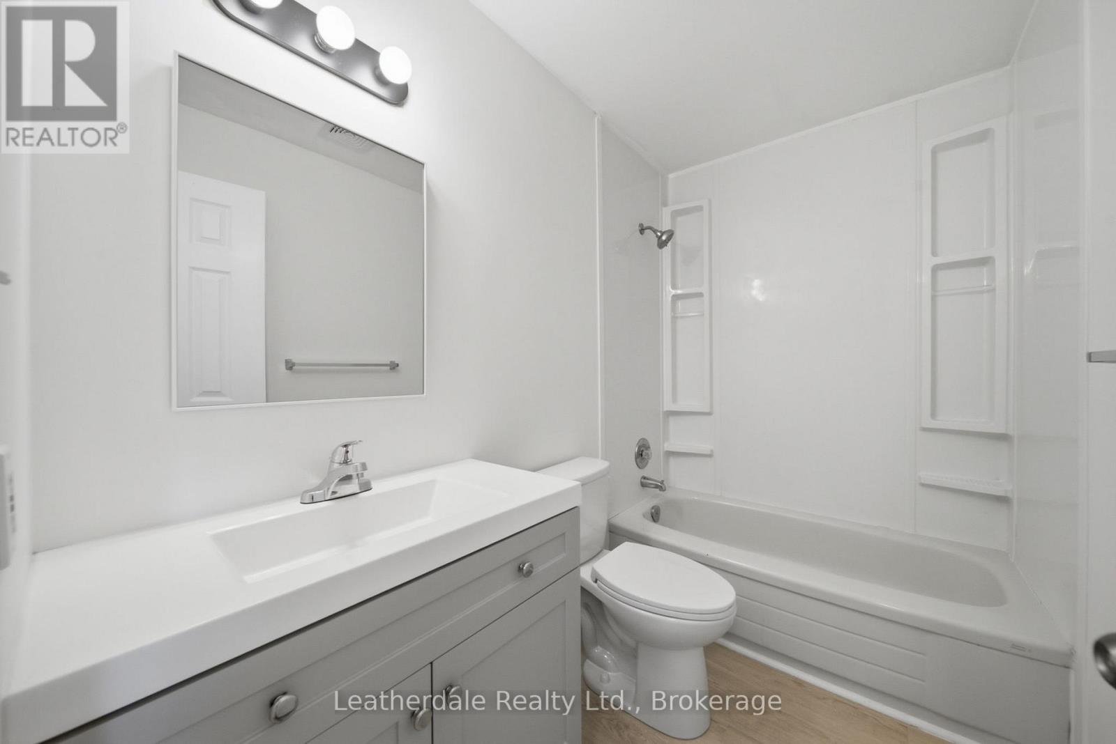 #21 325 WEST STREET N - 23