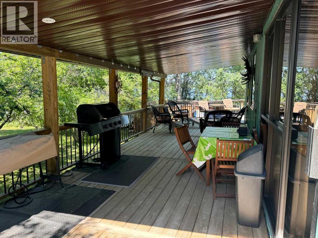 15, Cosy Cove Campground - 16