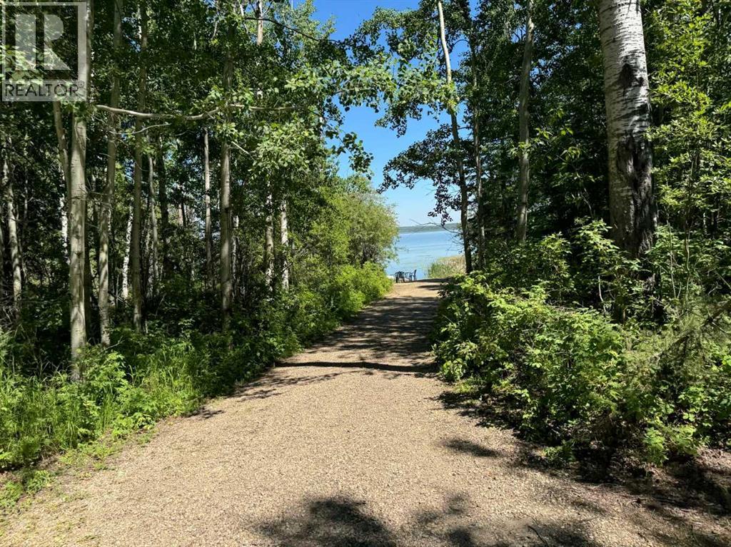 15, Cosy Cove Campground - 19