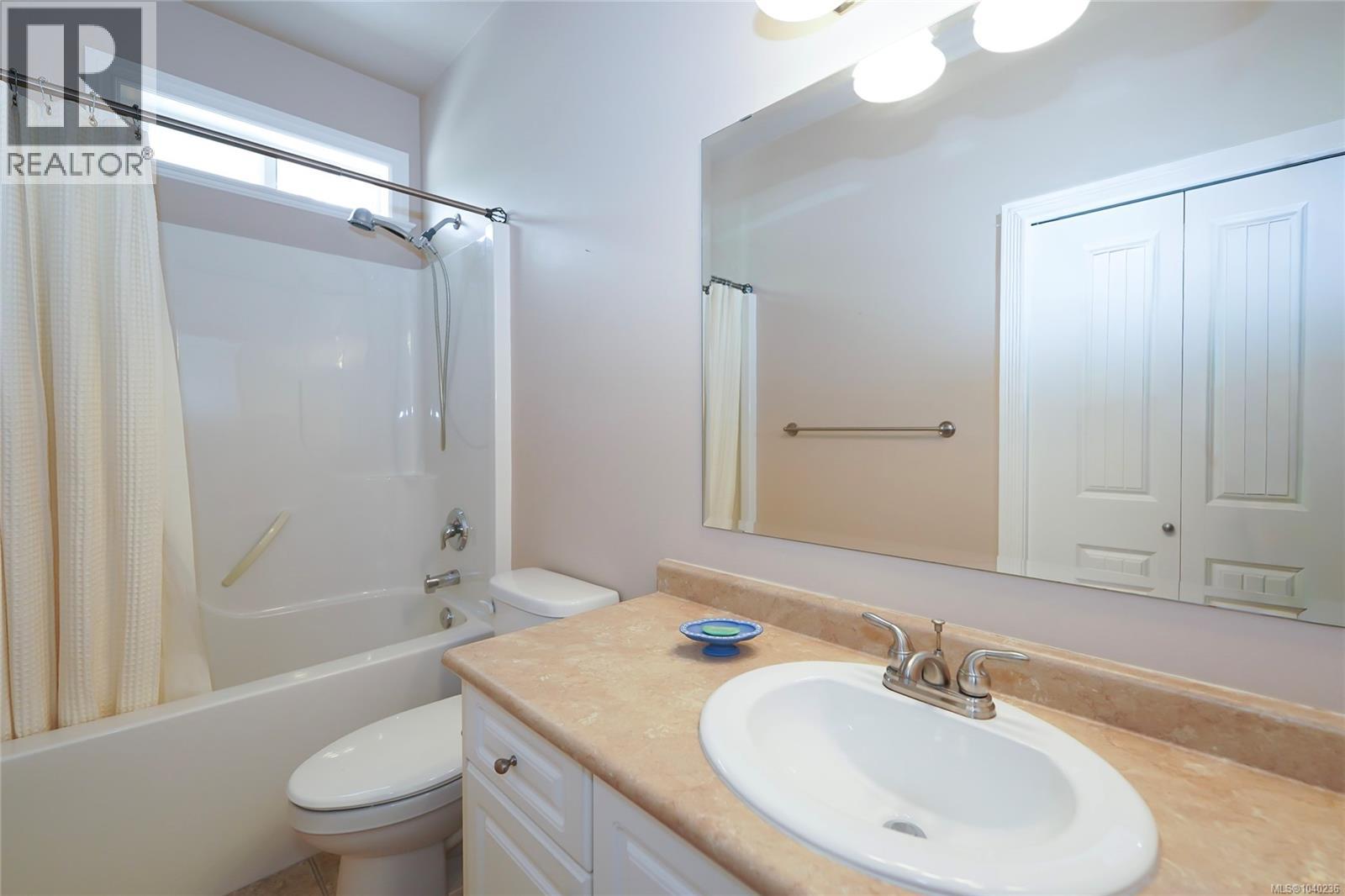 #54 1150 Walkem Rd - 22